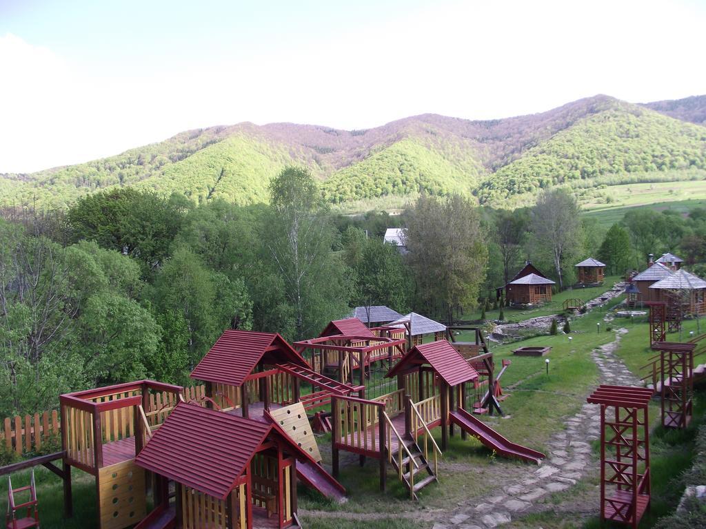 Spa Hotel Zoryani Karpaty Vysjka Exteriör bild