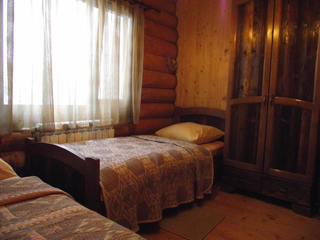 Spa Hotel Zoryani Karpaty Vysjka Rum bild